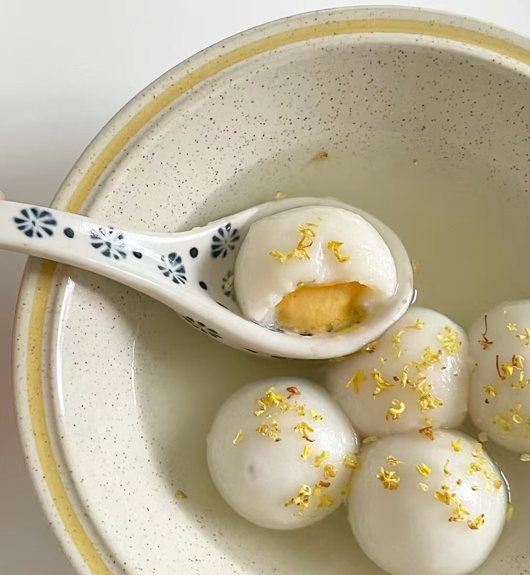 Tang Yuan: The Sweet Glutinous Rice Balls That Warm Your Heart